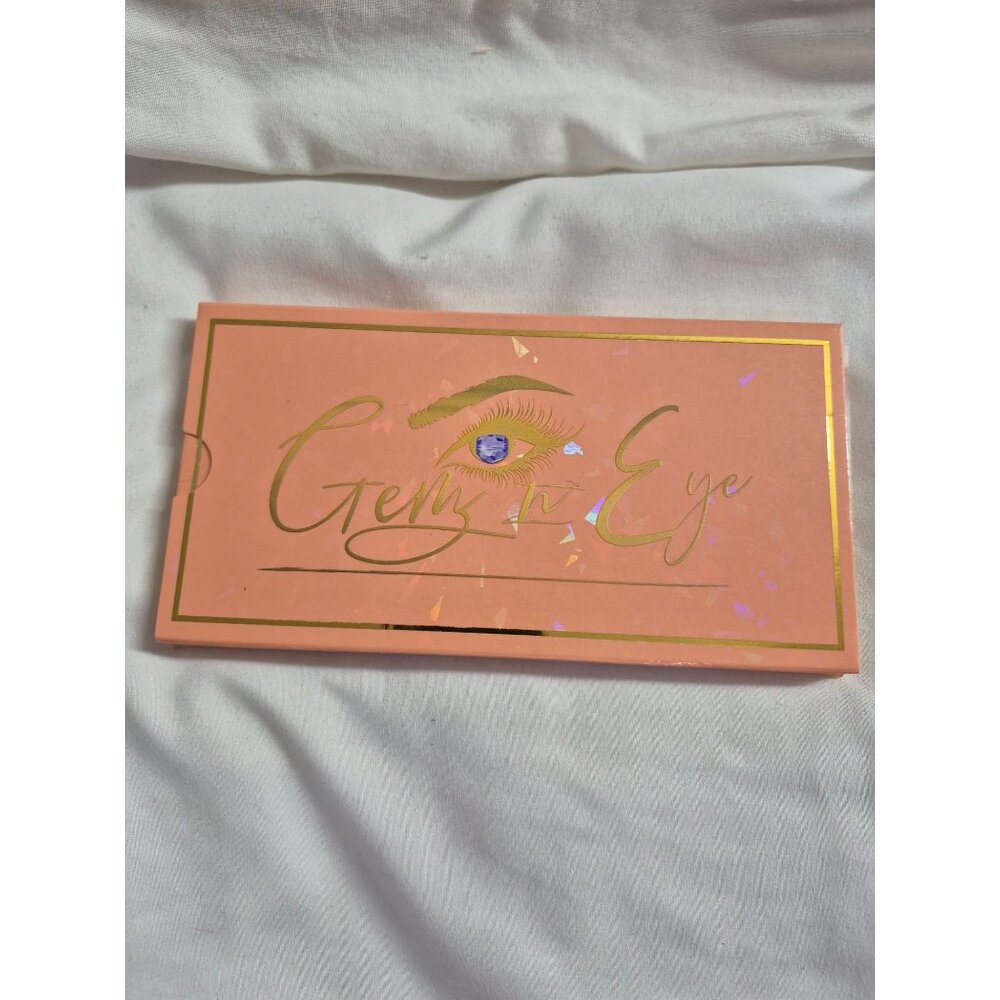 Gemz N Eye Eyeshadow Palette Shimmery Metallic Geometric Makeup Cosmetics